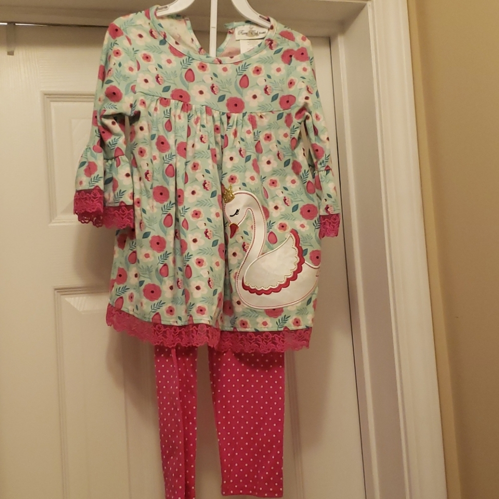 Rare Editions outfit